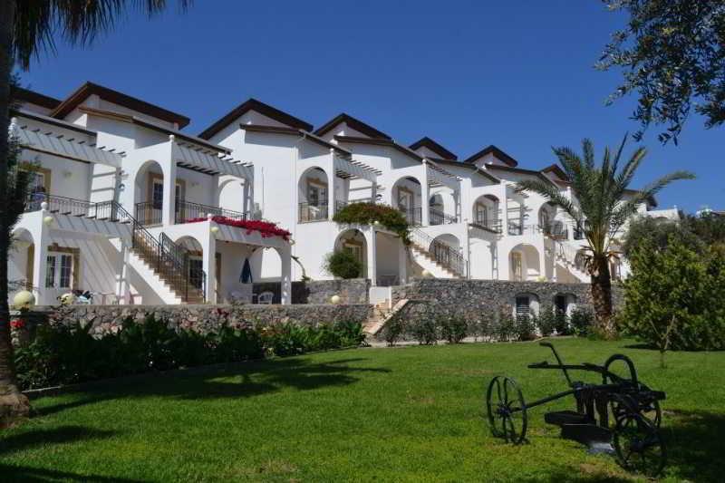 Sammy'S Kyrenia Boutique Hotel & Pool Exterior photo